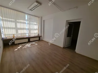 De inchiriat spatiu comercial generos potrivit pentru afaceri in zona Centrala Sibiu - foto 8