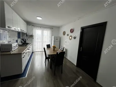 De vanzare apartament renovat cu 3 camere de 71 mp la etaj interemdiar zona Vasile Aaron din Sibiu - foto 18