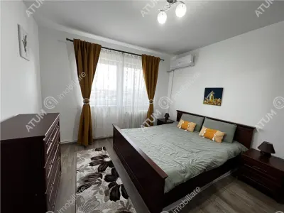 De vanzare apartament renovat cu 3 camere de 71 mp la etaj interemdiar zona Vasile Aaron din Sibiu - foto 3