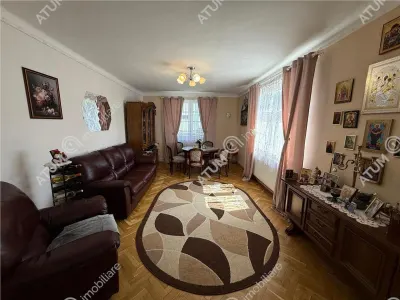 Casa individuala de vanzare in Sibiu zona Calea Poplacii 950 mp teren - foto 3