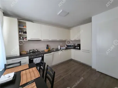 De vanzare casa spatioasa cu 3 camere si curte proprie in zona Turnisor in Sibiu - foto 10