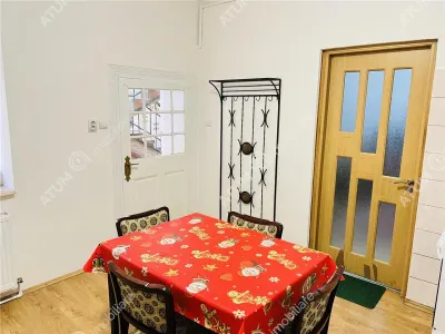 De vanzare apartament la casa cu 2 camere si pivnita in Centrul Istoric din Sibiu - foto 16