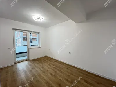 De vanzare apartament de 3 camere decomandate cu 2 bai si loc de parcare in zona Calea Surii Mici - foto 15