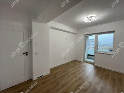 De vanzare apartament de 3 camere decomandate cu 2 bai si loc de parcare in zona Calea Surii Mici - foto 4