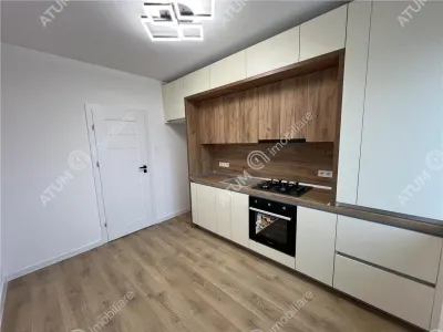 De vanzare apartament de 3 camere decomandate cu 2 bai si loc de parcare in zona Calea Surii Mici - foto 9
