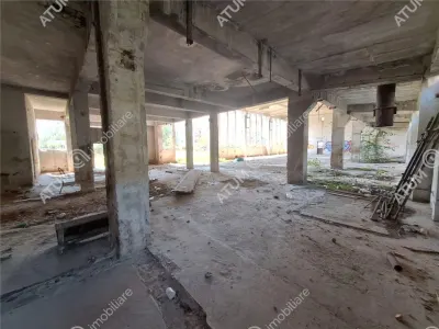 De vanzare spatiu cu suprafata de 500 mp amplasat pe teren de 1159 mp in zona Strand din Sibiu - foto 14