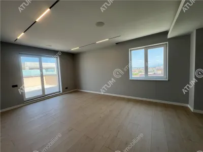 De vanzare penthouse cu 3 camere 2 bai si 2 terase zona Calea Surii Mici din Sibiu - Sibiu
