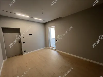 De vanzare penthouse cu 3 camere 2 bai si 2 terase zona Calea Surii Mici din Sibiu - foto 14