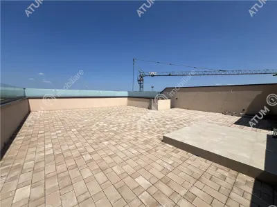 De vanzare penthouse cu 3 camere 2 bai si 2 terase zona Calea Surii Mici din Sibiu - foto 10