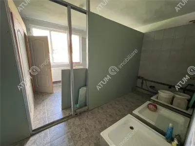 Spatiu pentru birouri de inchiriat de 200 mp utili amplasat intr-un imobil pe Parter si Etaj situat in zona Gusterita din Sibiu - foto 7