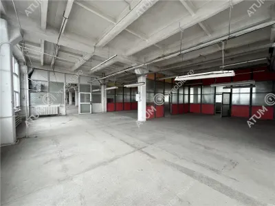 De vanzare hala industriala 1738 mp cu lift industrial situat in zona Centrala din Sibiu - foto 3