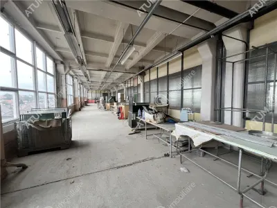 De vanzare hala industriala 1738 mp cu lift industrial situat in zona Centrala din Sibiu - foto 5
