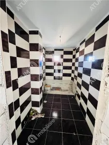 Apartament de vanzare cu 3 camere 2 bai situat in zona Rahovei din Sibiu - foto 9