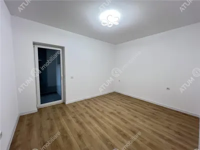 De vanzare apartament cu 2 camere decomandate cu 2 balcoane si loc de parcare in zona Calea Surii Mici - foto 13
