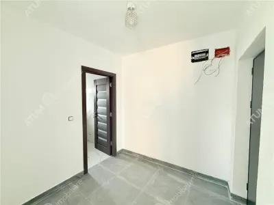Apartament cu 2 camere la cheie de vanzare in Selimbar etaj 1 loc parcare - foto 8