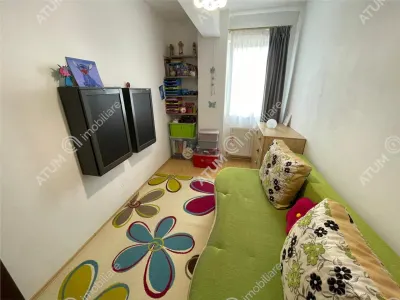 De vanzare apartament cu 3 camere decomandate balcon si loc parcare in zona Turnisor din Sibiu - foto 5