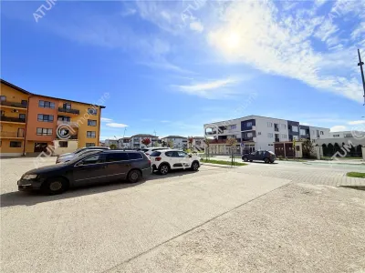 Garsoniera decomandata 44 mp utili de vanzare in Selimbar zona Pictor Brana - foto 14