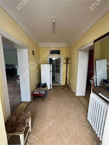 Casa individuala de vanzare cu 2 camere teren 470 mp situata in centrul orasului Cisnadie din Sibiu - foto 12