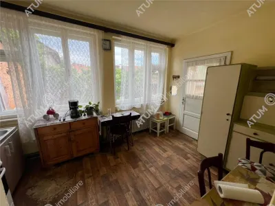 Casa individuala de vanzare cu 2 camere teren 470 mp situata in centrul orasului Cisnadie din Sibiu - foto 17