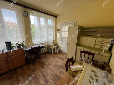 Casa individuala de vanzare cu 2 camere teren 470 mp situata in centrul orasului Cisnadie din Sibiu - foto 18
