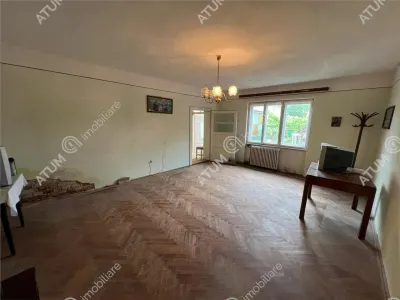 Casa individuala de vanzare cu 2 camere teren 470 mp situata in centrul orasului Cisnadie din Sibiu - foto 5