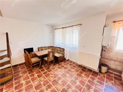 Apartament de inchiriat cu 3 camere balcon situat in zona Vasile Aaron din Sibiu - foto 10