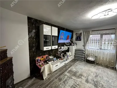 De vanzare casa individuala si teren de 863 mp in Cristian zona Primarie - foto 6