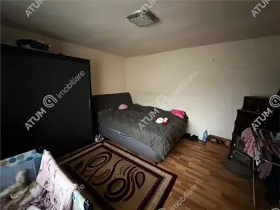De vanzare casa individuala si teren de 863 mp in Cristian zona Primarie - foto 8