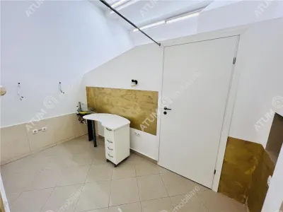 Spatiu comercial de vanzare cu suprafata de 107 mp situat in zona ultracentrala din Sibiu - foto 11