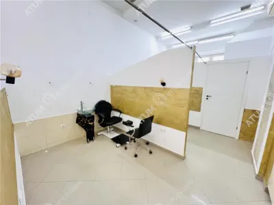 Spatiu comercial de vanzare cu suprafata de 107 mp situat in zona ultracentrala din Sibiu - foto 12