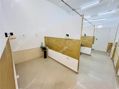 Spatiu comercial de vanzare cu suprafata de 107 mp situat in zona ultracentrala din Sibiu - foto 6