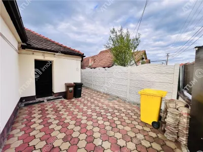 Casa individuala de vanzare cu 4 camere 2 bai deschidere la 2 strazi si teren de 395 mp situata in zona Trei Stejari din Sibiu - foto 21