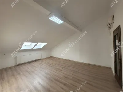 De inchiriat spatiu de birouri decomandat cu 2 camere si baie proprie si parcare in zona centrala din Sibiu - foto 5