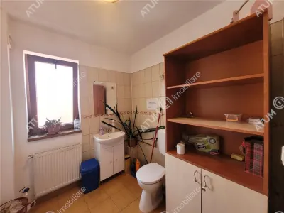 De inchiriat spatiu de birouri decomandat cu 2 camere si baie proprie si parcare in zona centrala din Sibiu - foto 7