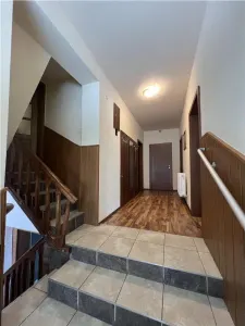 De vanzare casa individuala 4 camere 2 bai teren 1320 mp zona Gusterita Sibiu - foto 17