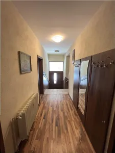 De vanzare casa individuala 4 camere 2 bai teren 1320 mp zona Gusterita Sibiu - foto 18