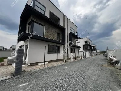 De vanzare casa moderna cu 4 camere 3 bai si teren de 214 mp in Selimbar zona Triajului - foto 11
