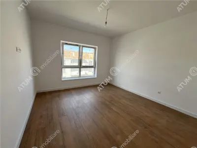 De vanzare apartament la cheie cu 2 camere decomandate si balcon zona Doamna Stanca din Sibiu - foto 4