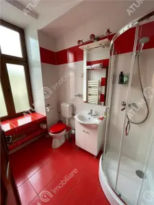 De inchiriat apartament cu 2 camere decomandate in zona ultracentrala din Sibiu - foto 13