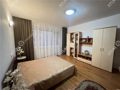 De vanzare apartament cu 2 camere si loc de parcare privat etaj 1 zona Calea Dumbravii - foto 1