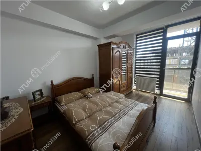 De vanzare apartament 3 camere 2 balcoane etaj intermediar zona Doamna Stanca - foto 4