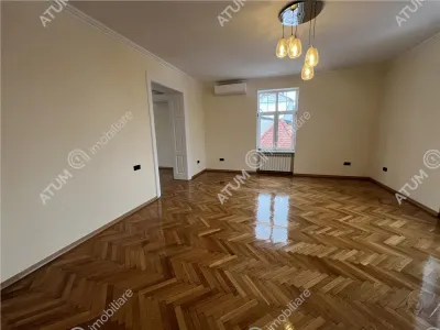 De inchiriat spatiu de birouri complet renovat cu 3 camere si 2 bai zona centrala din Sibiu - foto 1