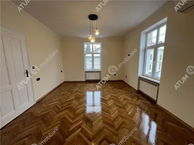 De inchiriat spatiu de birouri complet renovat cu 3 camere si 2 bai zona centrala din Sibiu - foto 3