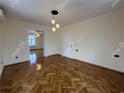 De inchiriat spatiu de birouri complet renovat cu 3 camere si 2 bai zona centrala din Sibiu - foto 4