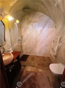 De inchiriat apartament unicat cu 2 camere langa Piata Mare din Sibiu - foto 8