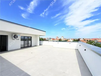 Penthouse cu 4 camere de vanzare in Sibiu zona Doamna Stanca - foto 19