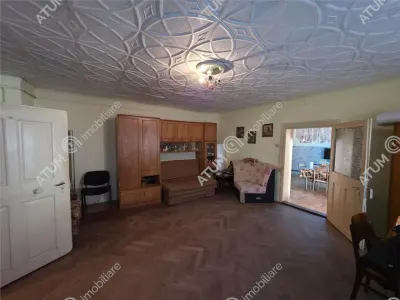 De vanzare apartament la casa cu 3 camere in zona Piata Cluj din Sibiu - foto 5