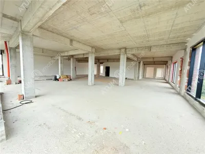 Spatiu comercial de vanzare in Sibiu 263 mp utili zona Shopping City Sibiu - foto 8
