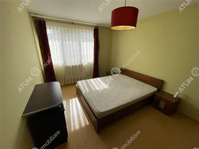 De inchiriat apartament cu 3 camere balcon si loc parcare in zona Ciresica din Sibiu - foto 4