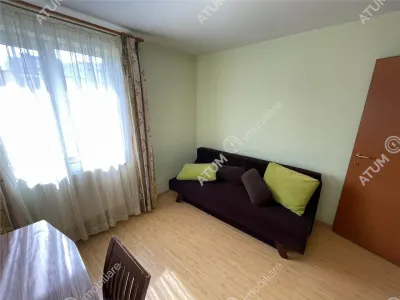 De inchiriat apartament cu 3 camere balcon si loc parcare in zona Ciresica din Sibiu - foto 6